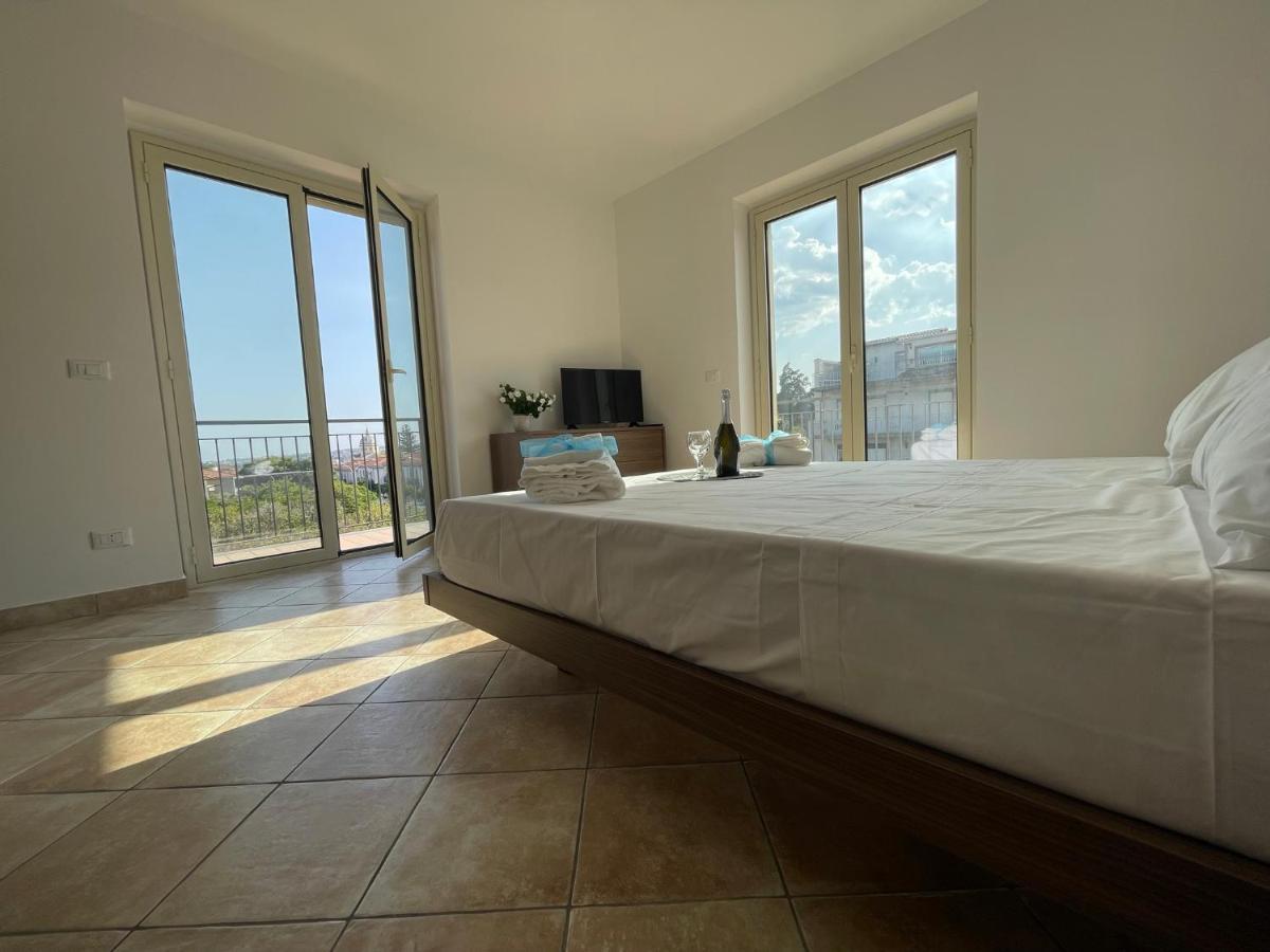 Maison De Cheeramie - Tourist Apartments Tra Mare E Etna มาสคาลิ ภายนอก รูปภาพ