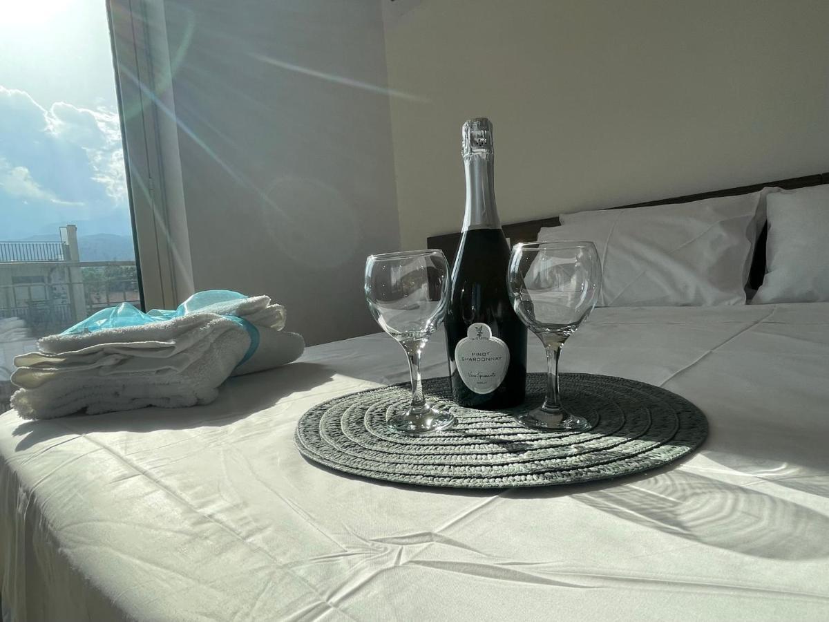 Maison De Cheeramie - Tourist Apartments Tra Mare E Etna มาสคาลิ ภายนอก รูปภาพ